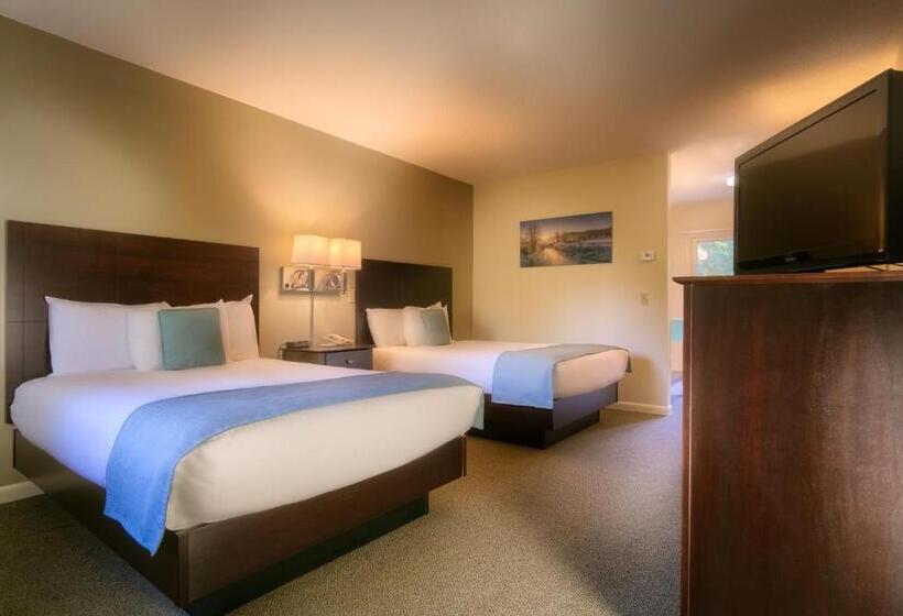 هتل Sun & Ski Inn And Suites