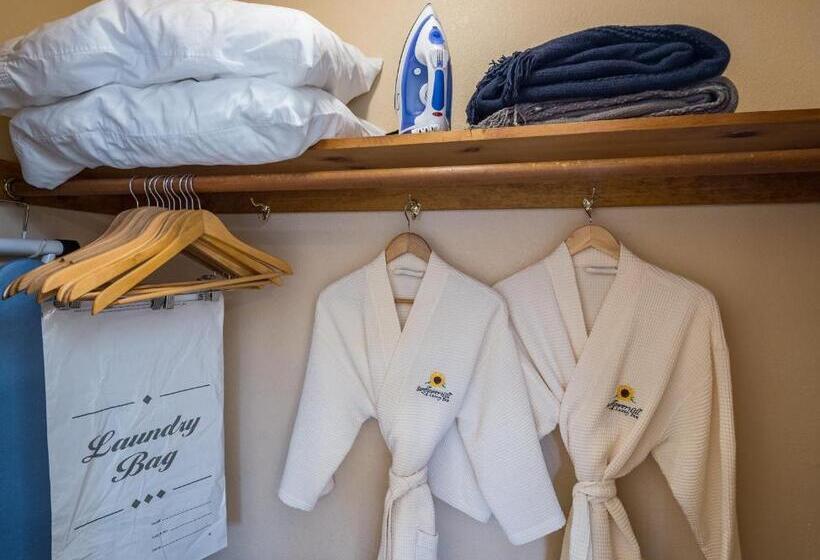 酒店 Sunflower Hill Inn