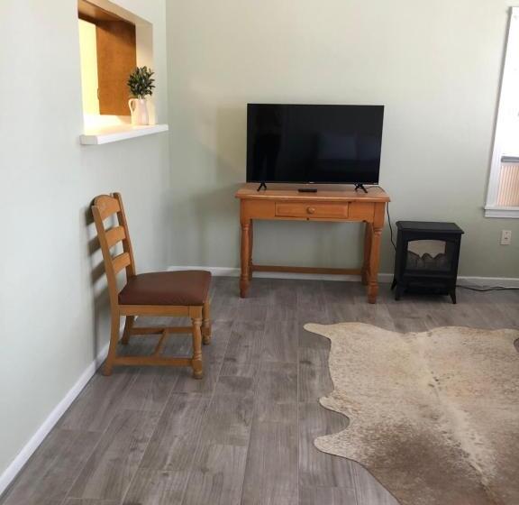 호텔 Sunset Inn And Suites