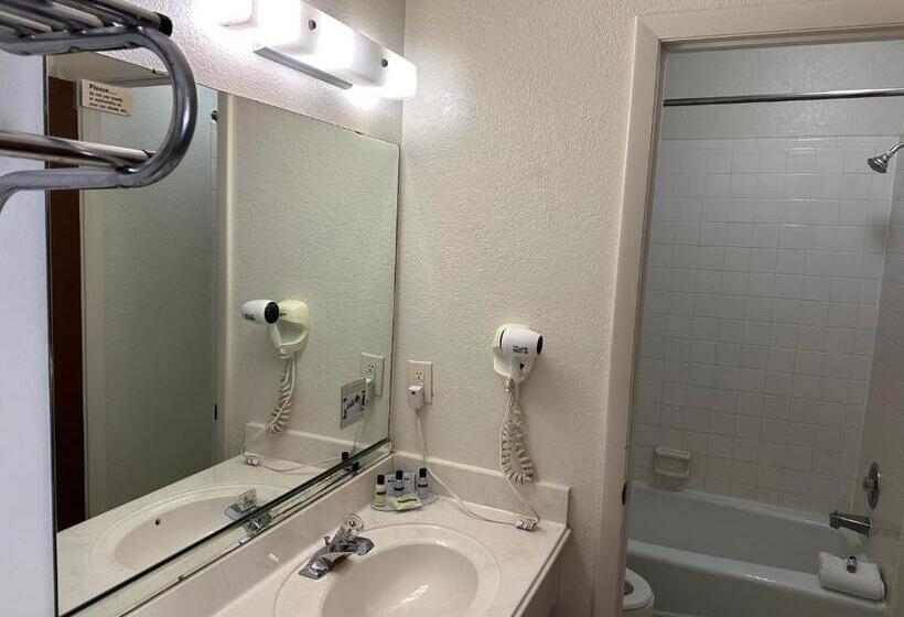 호텔 Sunset Inn And Suites