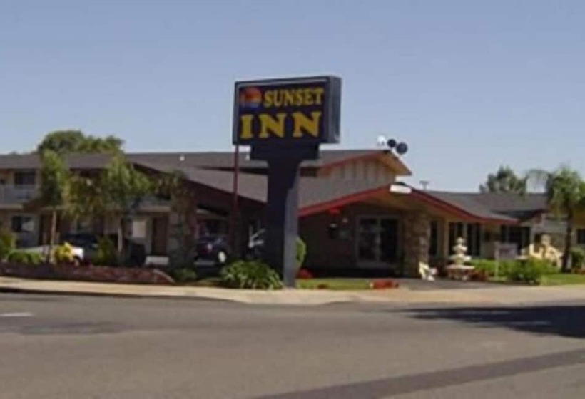 Отель Sunset Inn Lake Oroville