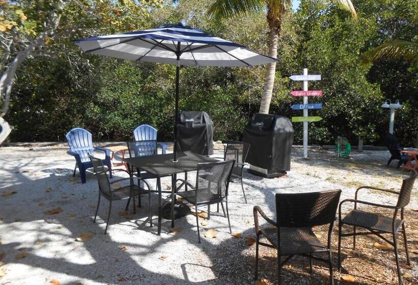 فندق Sunshine Island Inn   Adults Only