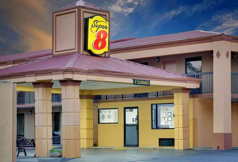 فندق Super 8 By Wyndham Athens