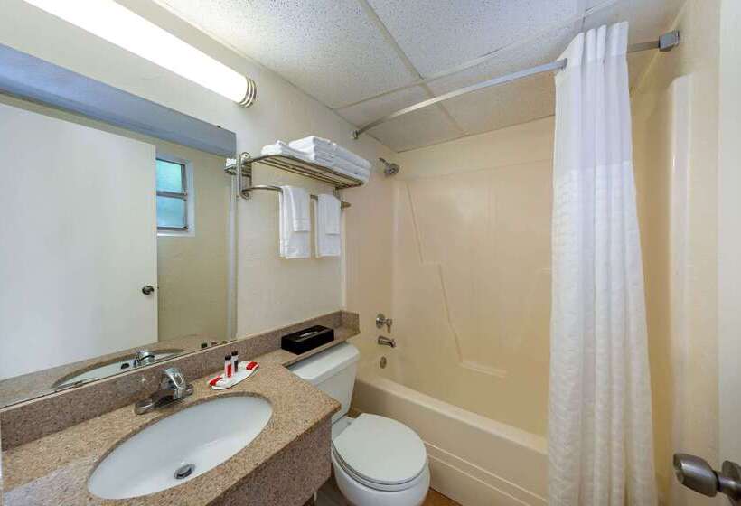 ホテル Super 8 By Wyndham Bradenton Sarasota Area