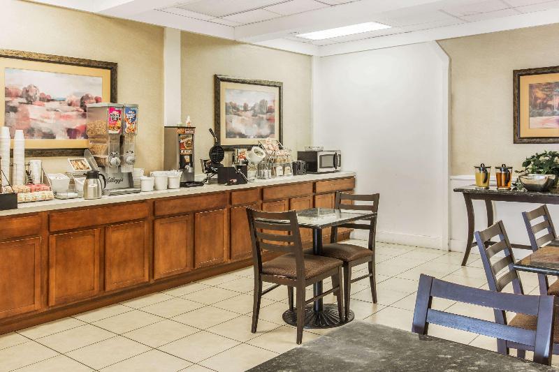 בית מלון כפרי Super 8 By Wyndham Caryville Tn