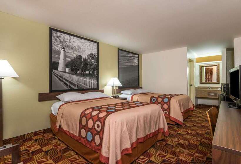 בית מלון כפרי Super 8 By Wyndham Fayetteville