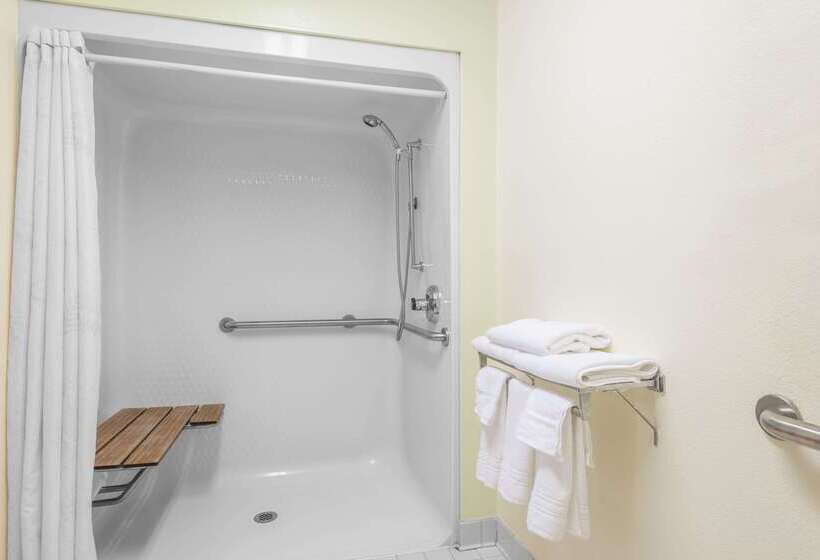 בית מלון כפרי Super 8 By Wyndham Fayetteville