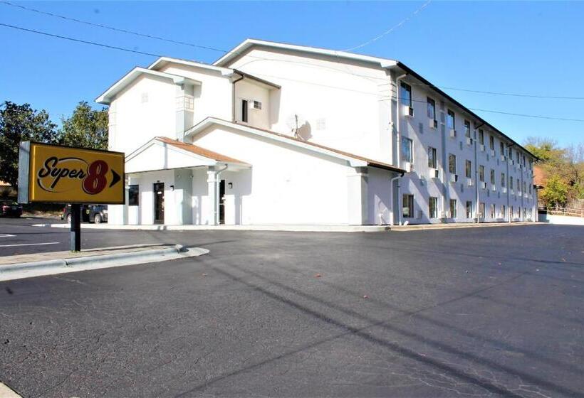 酒店 Super 8 By Wyndham Greensboro/coliseum/conv