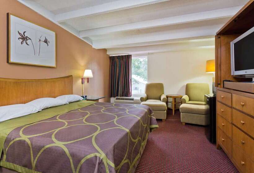 فندق Super 8 By Wyndham Melbourne