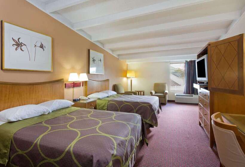 فندق Super 8 By Wyndham Melbourne