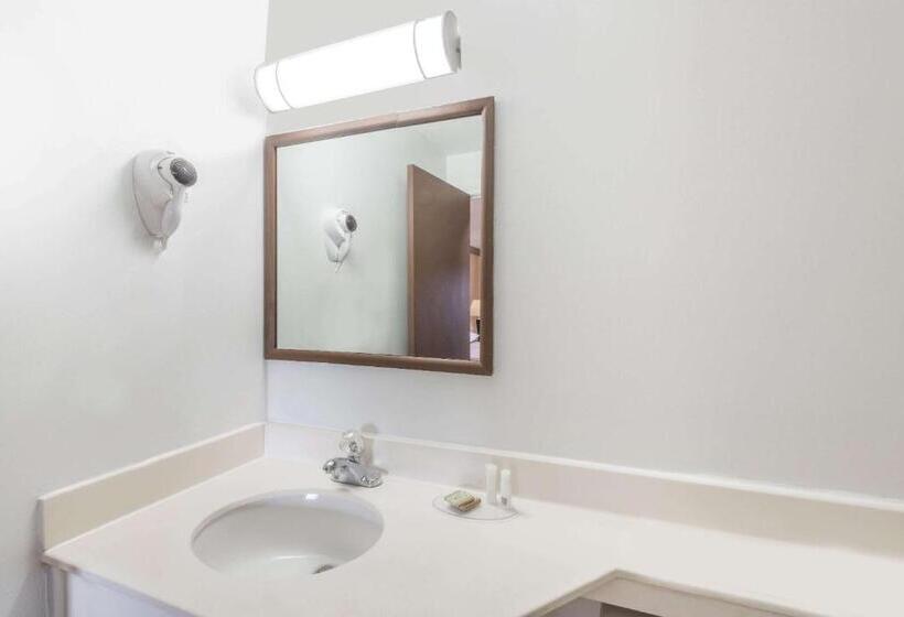 호텔 Super 8 By Wyndham Old Saybrook