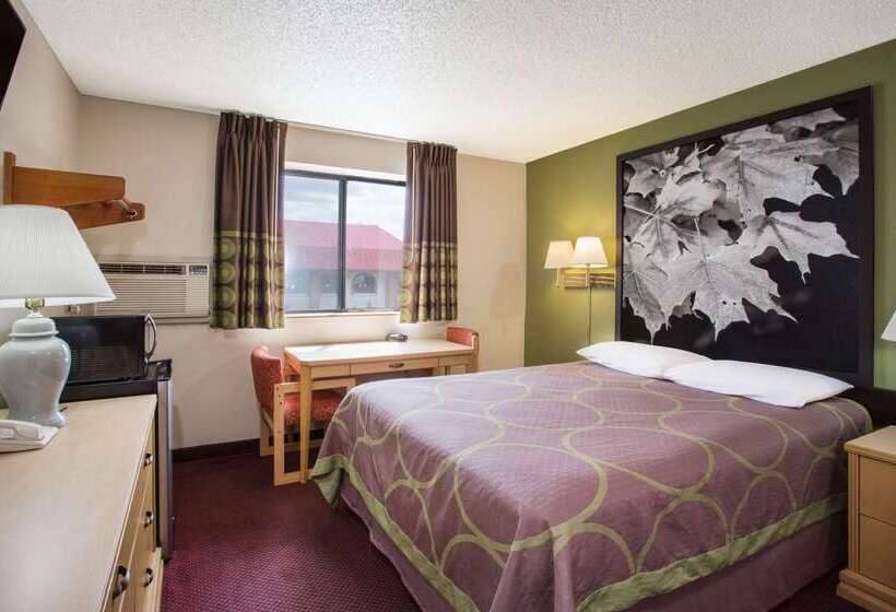 فندق Super 8 By Wyndham Salem Va