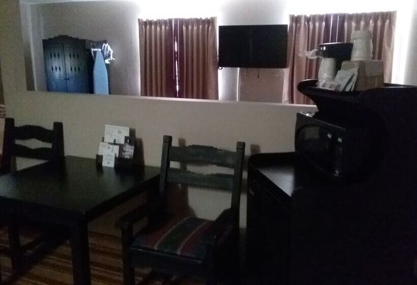 호텔 Super 8 By Wyndham Taos