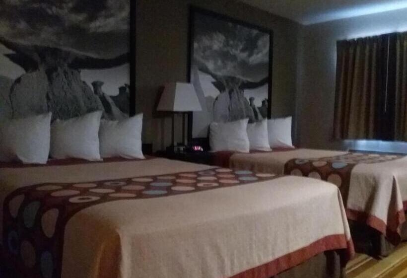 Отель Super 8 By Wyndham Taos