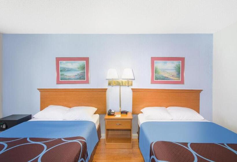 בית מלון כפרי Super 8 By Wyndham Webster/rochester