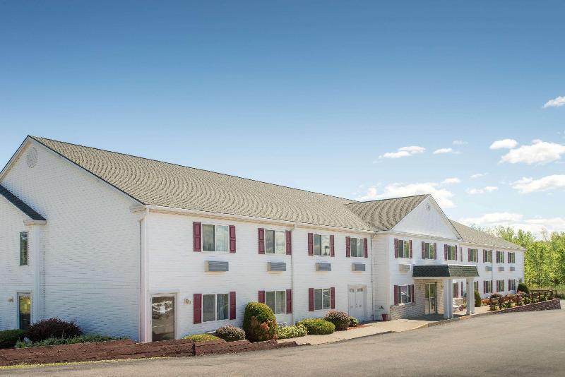 בית מלון כפרי Super 8 By Wyndham Webster/rochester