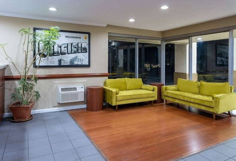 هتل Super 8 By Wyndham Williamsburg/historic Area