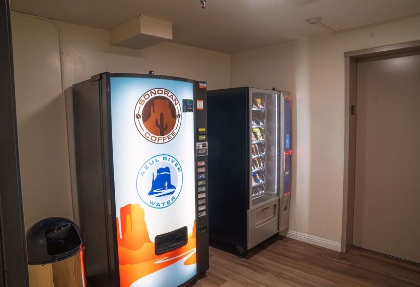 فندق Super 8 By Wyndham Yuma