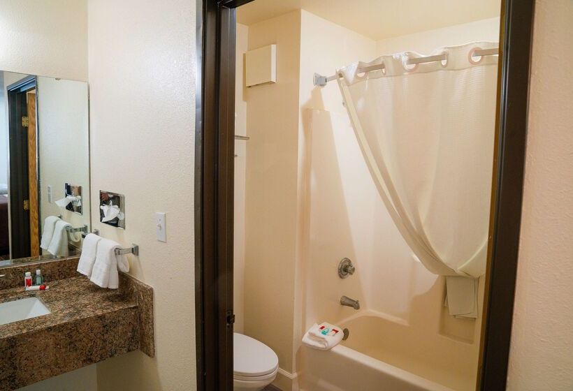 فندق Super 8 By Wyndham Yuma