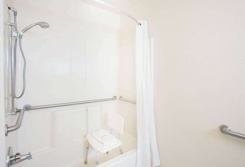 فندق Super 8 By Wyndham Yuma