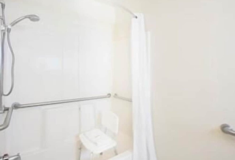 فندق Super 8 By Wyndham Yuma