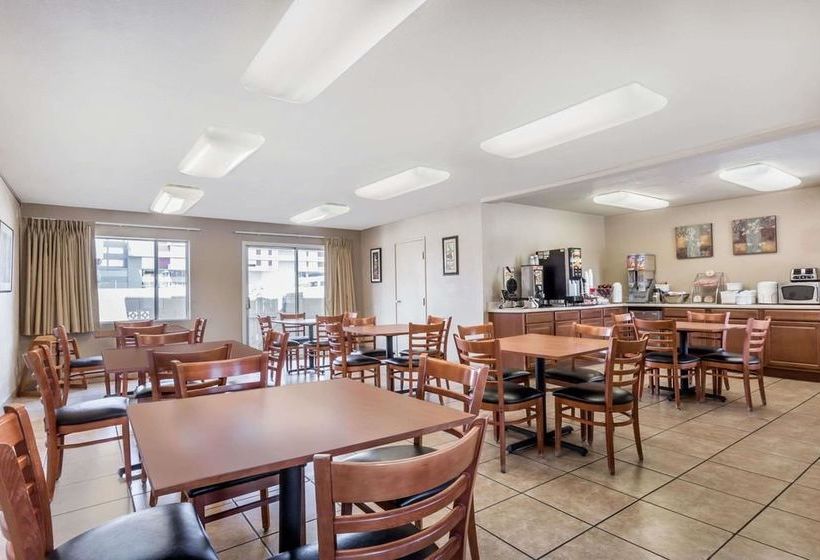 هتل Super 8 By Wyndham Tempe/asu/airport