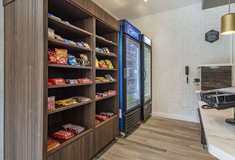 The Freeport Hotel, Ascend Hotel Collection