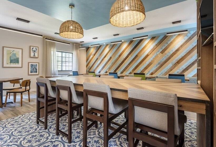 The Freeport Hotel, Ascend Hotel Collection