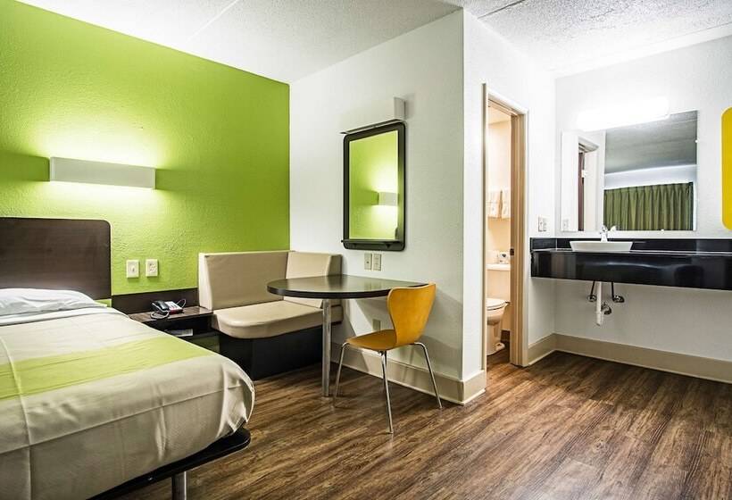 Motel 6 Manchester Tn