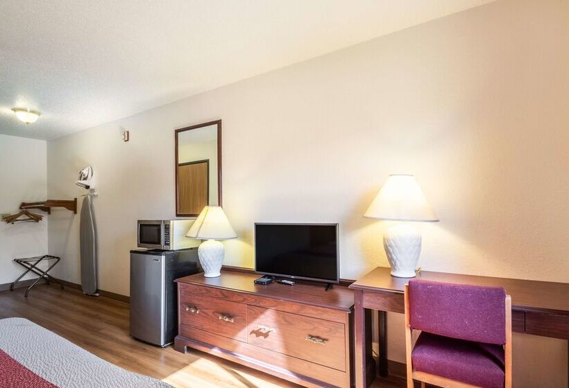 Motel 6 Saukville, Wi