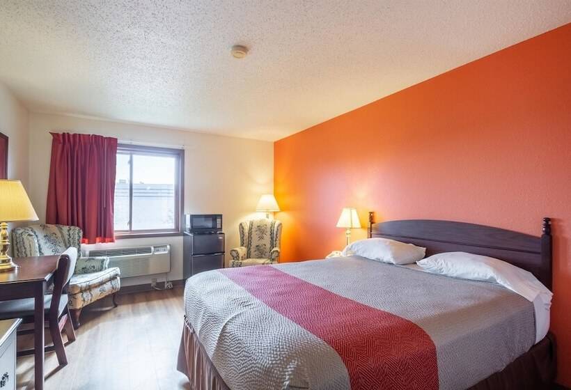 Motel 6 Saukville, Wi