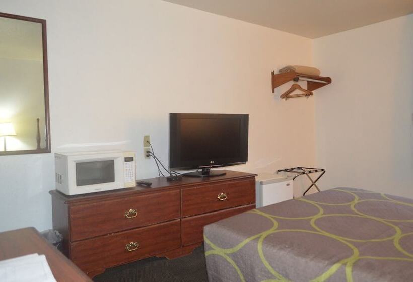 فندق على الطريق American Elite Inn