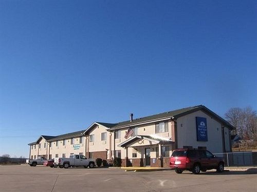 מוטל Americas Best Value Inn & Suites-Cassville Roaring River