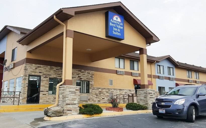 فندق على الطريق Americas Best Value Inn & Suites Harrisonville