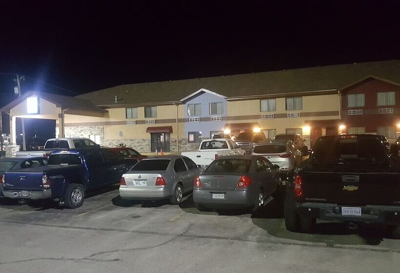 فندق على الطريق Americas Best Value Inn & Suites Harrisonville