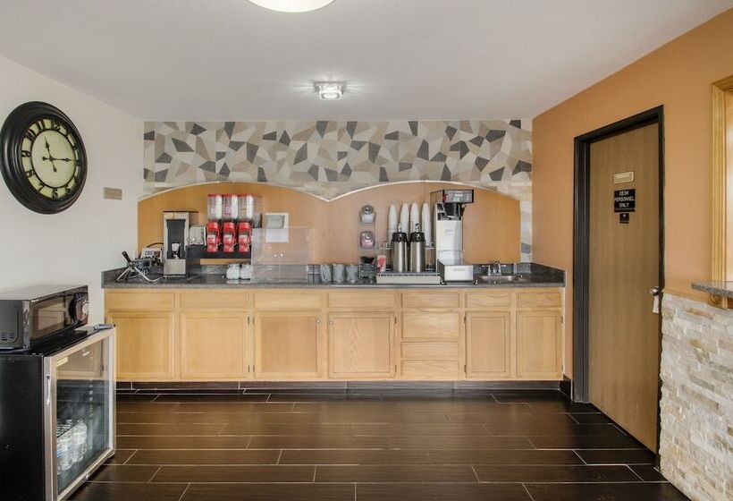 فندق على الطريق Americas Best Value Inn & Suites Harrisonville