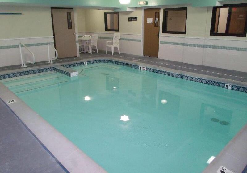 فندق على الطريق Americas Best Value Inn & Suites Harrisonville