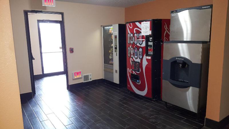 فندق على الطريق Americas Best Value Inn & Suites Harrisonville