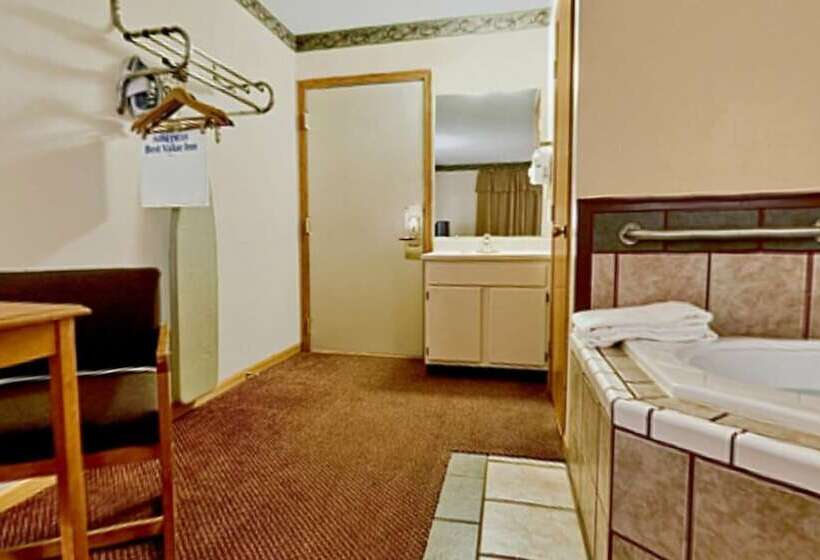 فندق على الطريق Americas Best Value Inn & Suites Thief River Falls