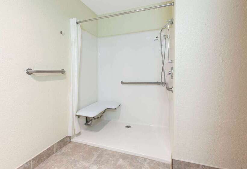 מוטל Americinn By Wyndham Petoskey