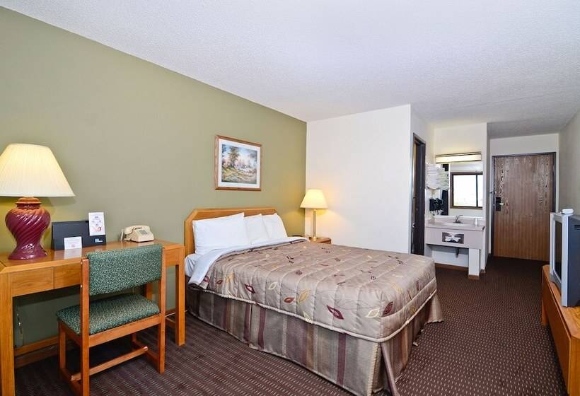 فندق على الطريق Amerivu Inn And Suites   Hayward Wi