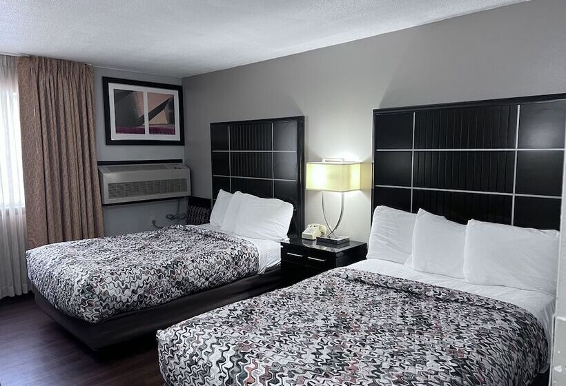 فندق على الطريق Amerivu Inn