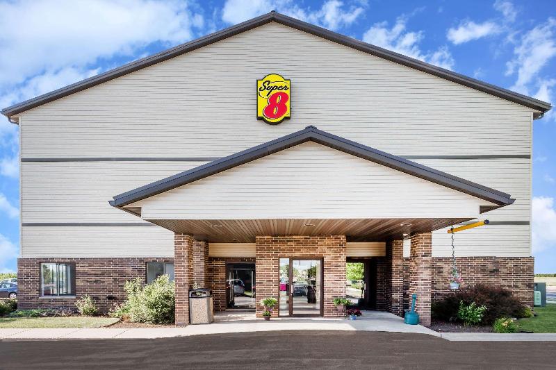 فندق على الطريق Americinn By Wyndham Columbus Wisconsin