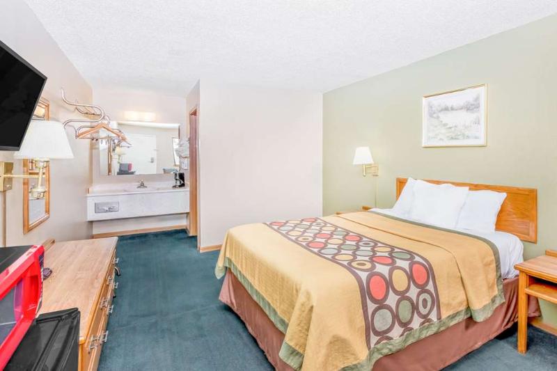 فندق على الطريق Budgetel Inn & Suites