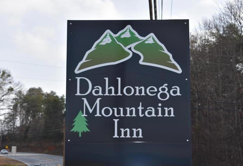 فندق على الطريق Dahlonega Mountain Inn