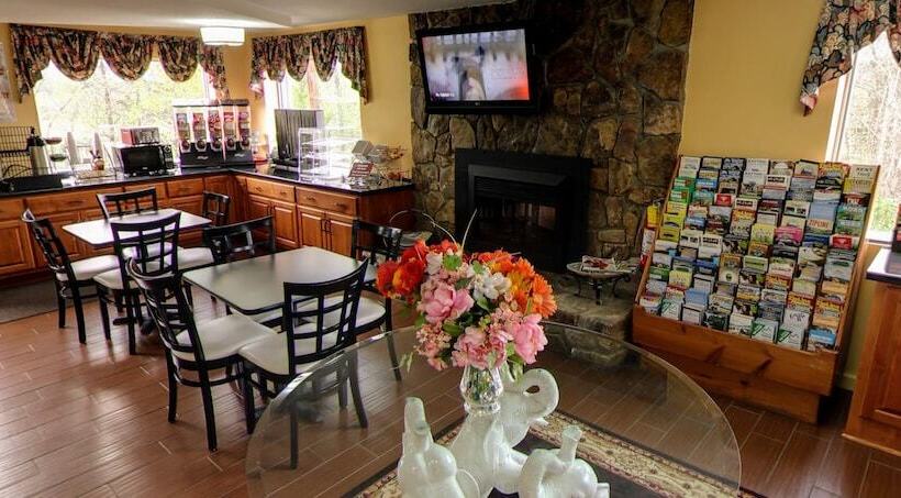 فندق على الطريق Dahlonega Mountain Inn