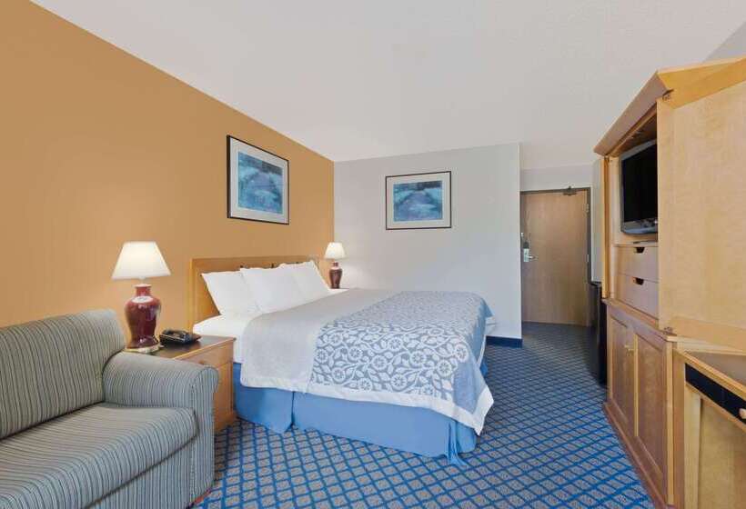 Мотель Days Inn By Wyndham Brunswick Bath Area