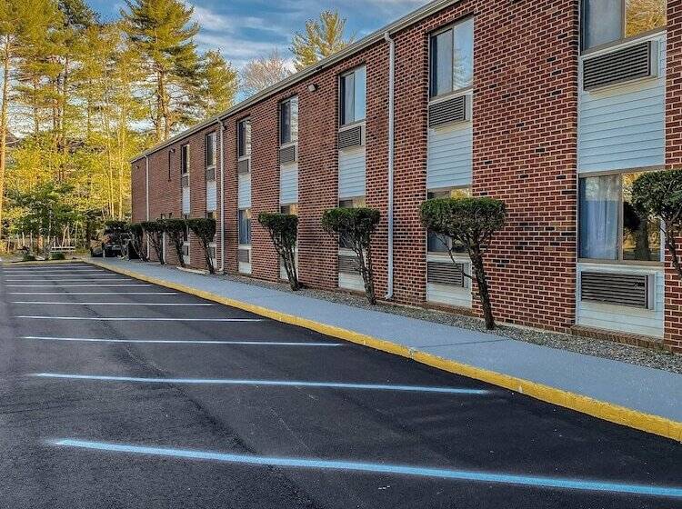 Мотель Days Inn By Wyndham Brunswick Bath Area