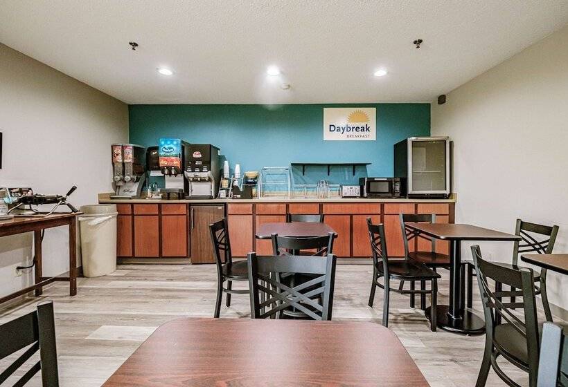 Мотель Days Inn By Wyndham Brunswick Bath Area