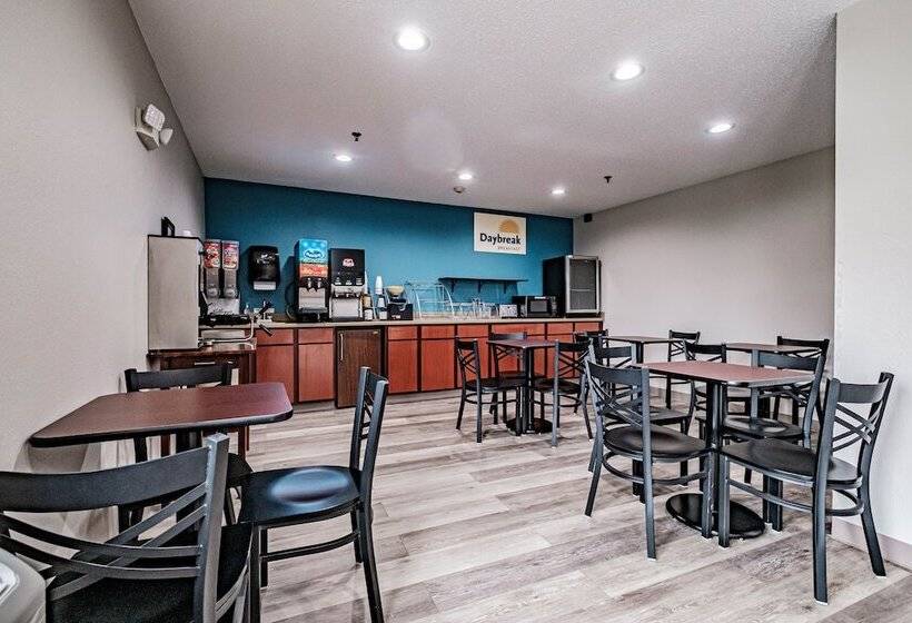 Мотель Days Inn By Wyndham Brunswick Bath Area